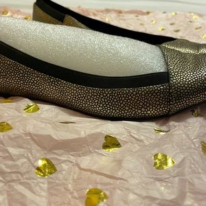 Calvin Klein flats gold 7 M